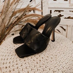 Tony Bianco Frenzy Sandals in Black Napa Size 5.5